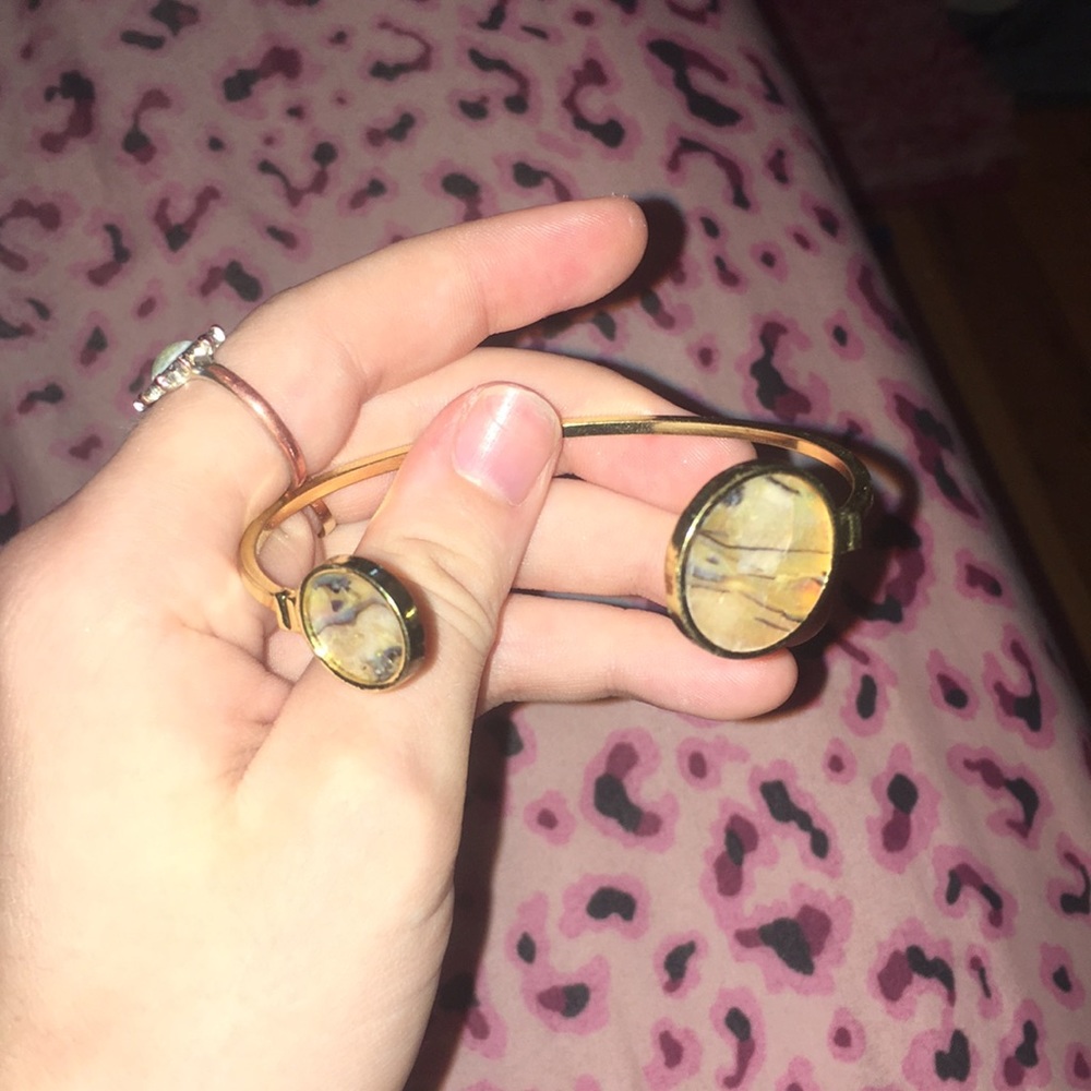 Gold bracelet